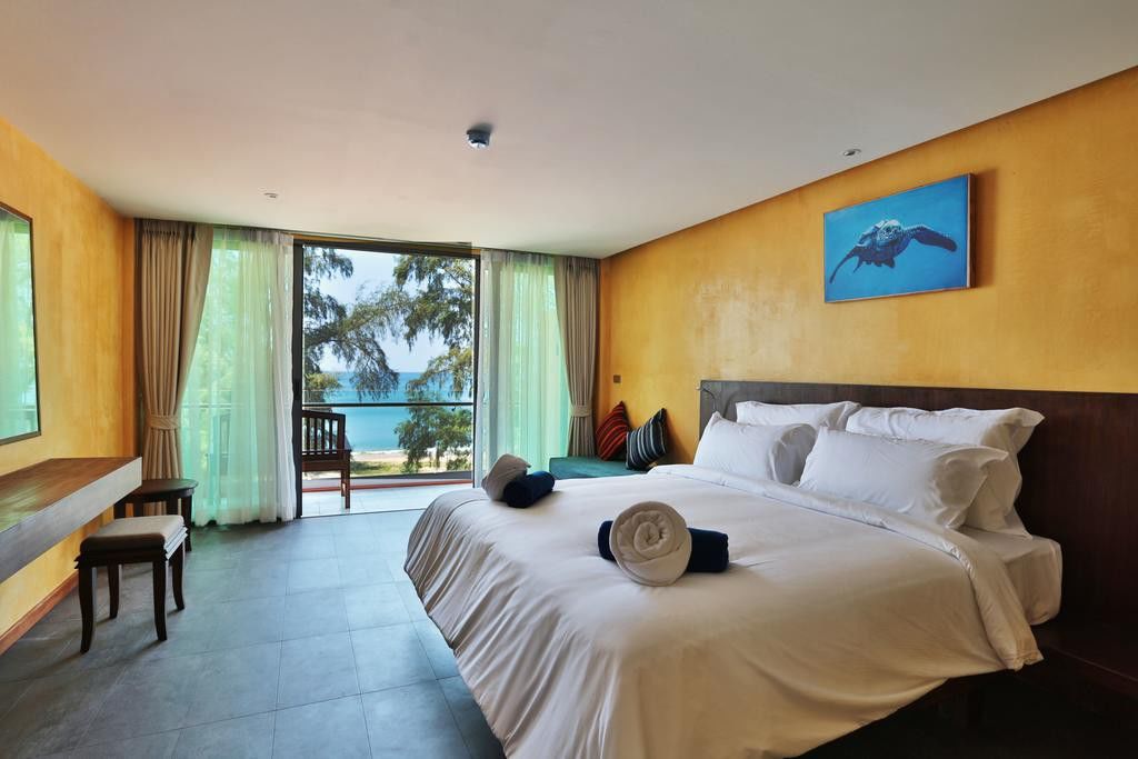 Coriacea Beachfront Boutique Phuket Resort - SHA Plus Mai Khao Extérieur photo