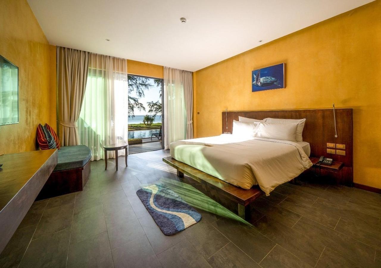 Coriacea Beachfront Boutique Phuket Resort - SHA Plus Mai Khao Extérieur photo