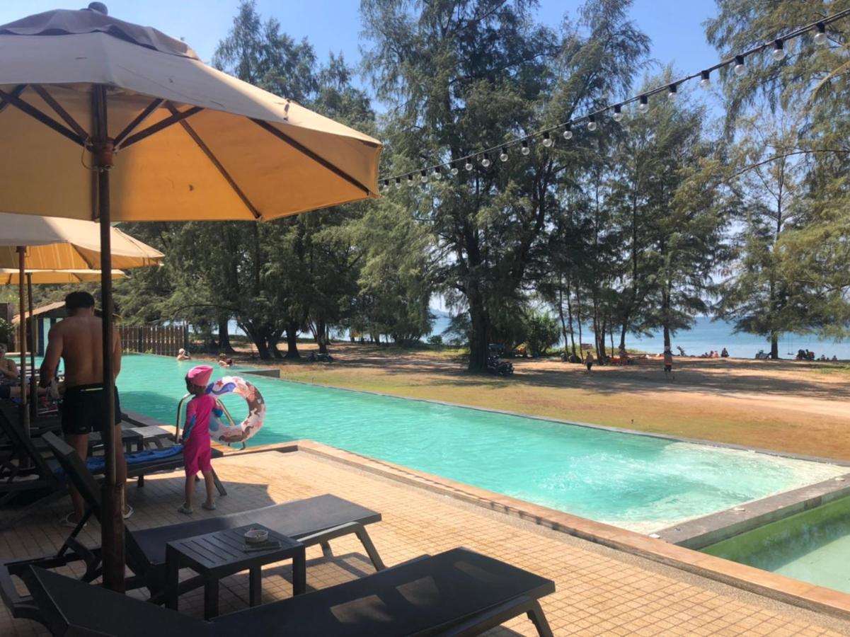 Coriacea Beachfront Boutique Phuket Resort - SHA Plus Mai Khao Extérieur photo
